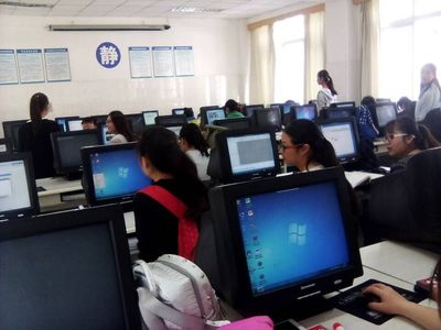 魅力PS，让一切皆有可能——数学系、计算机科学系志愿服务队开展PS培训活动纪实